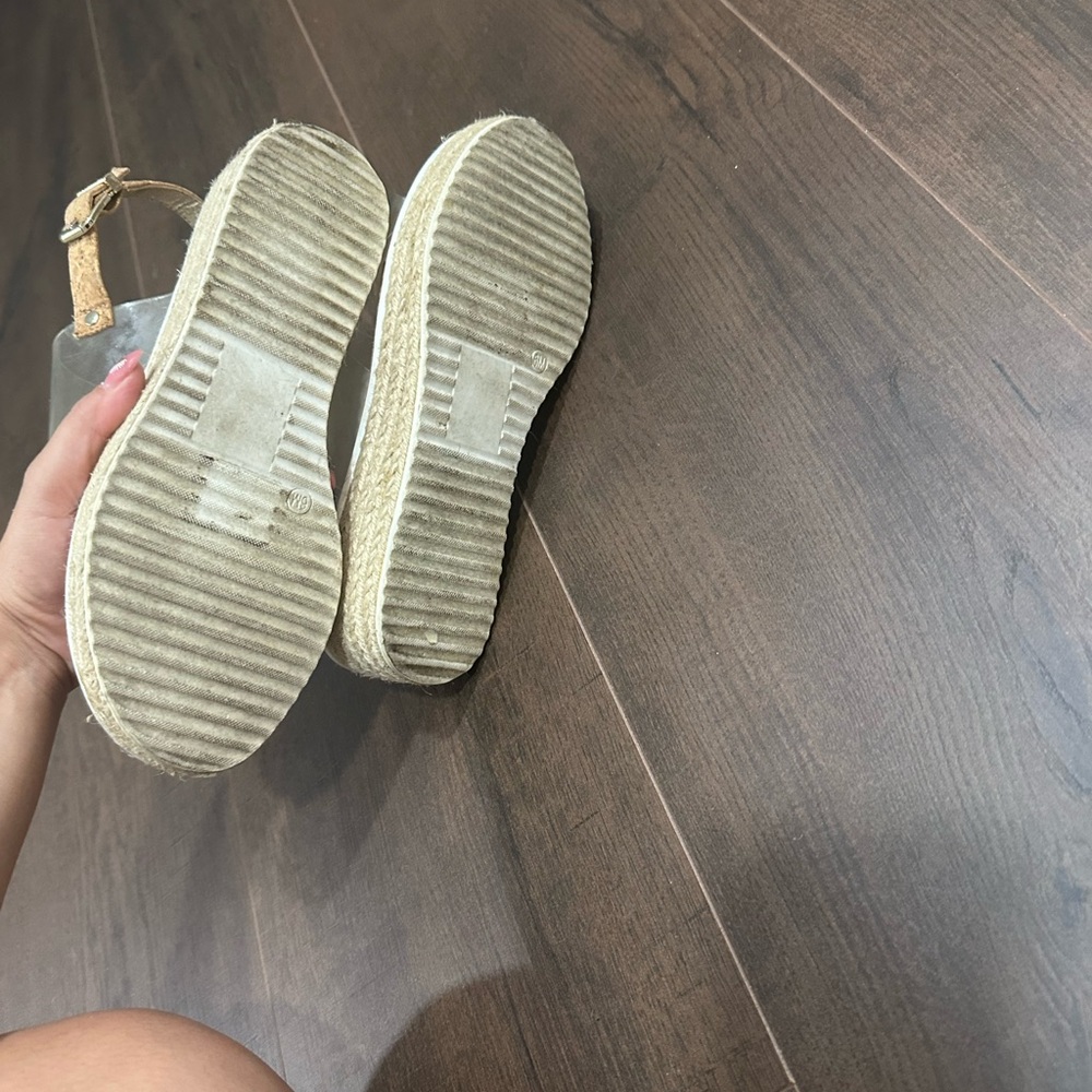 Clear summer wedges - Picture 4 of 5
